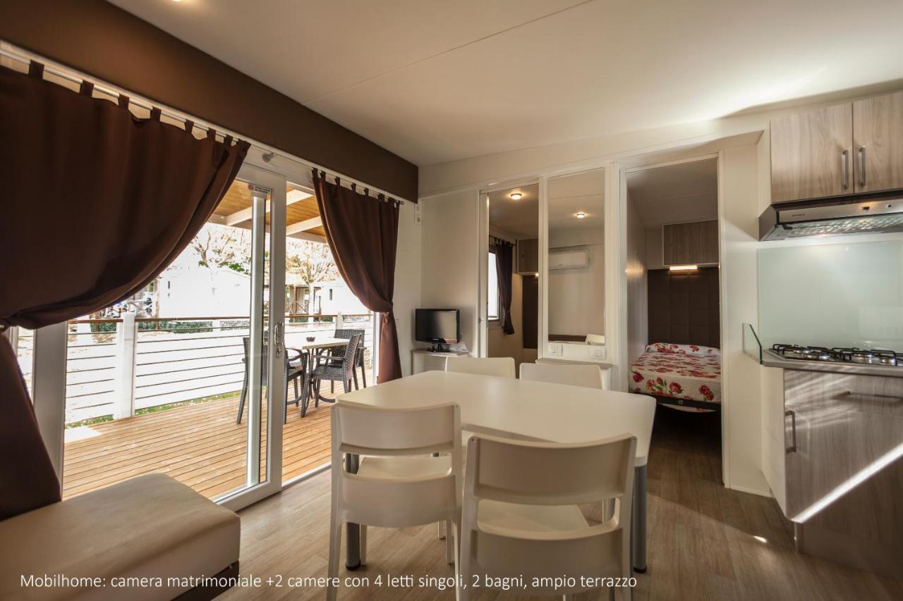 Camping Da Giovanni Peschiera del Garda Extérieur photo